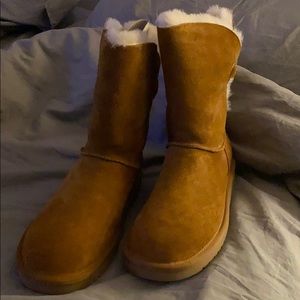 Remley Short Koolaburra by UGG Boot